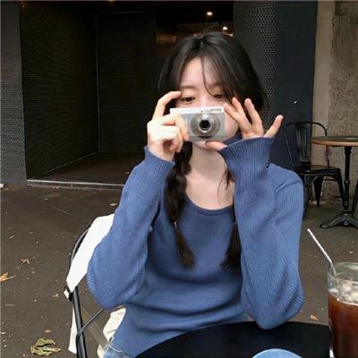 屋顶上的马奶节